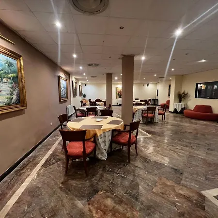 Plaza Mayor Hotel